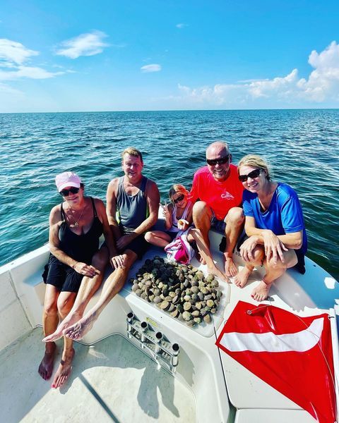 Crystal River Scallop Charters | Private Half Day Trip